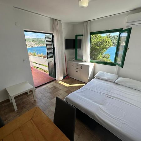 Povlja Bungalows Bagian luar foto
