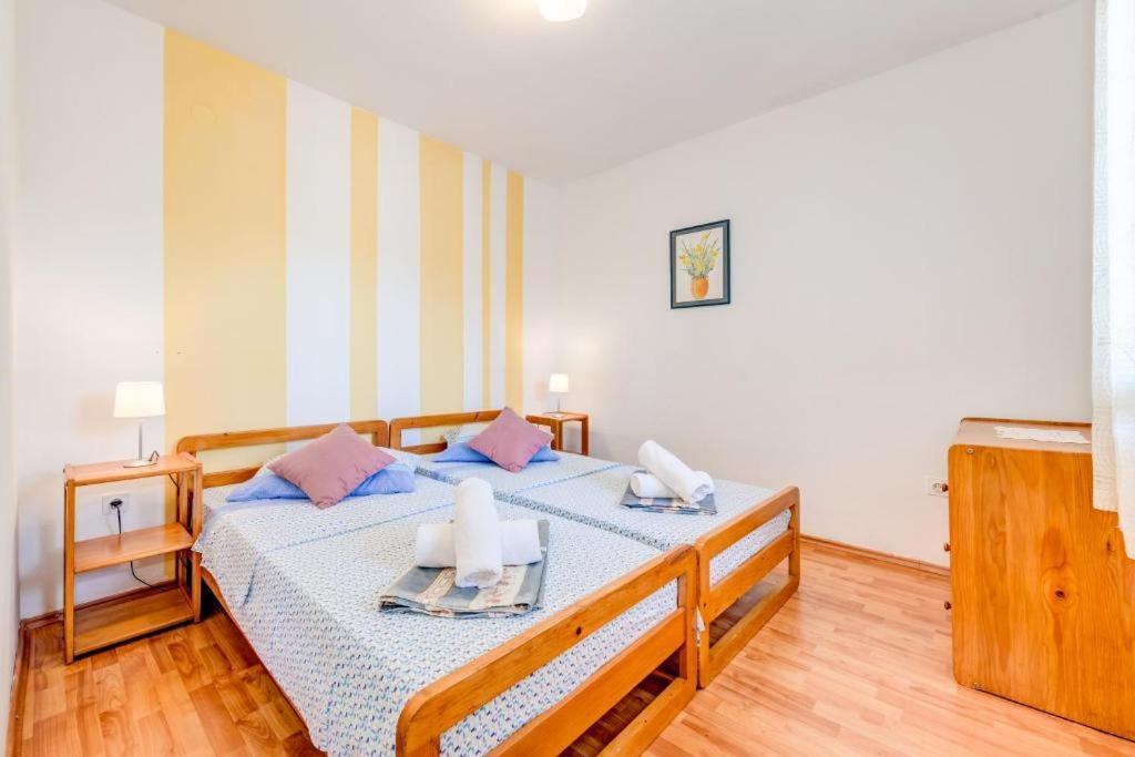 Povlja Bungalows Bagian luar foto