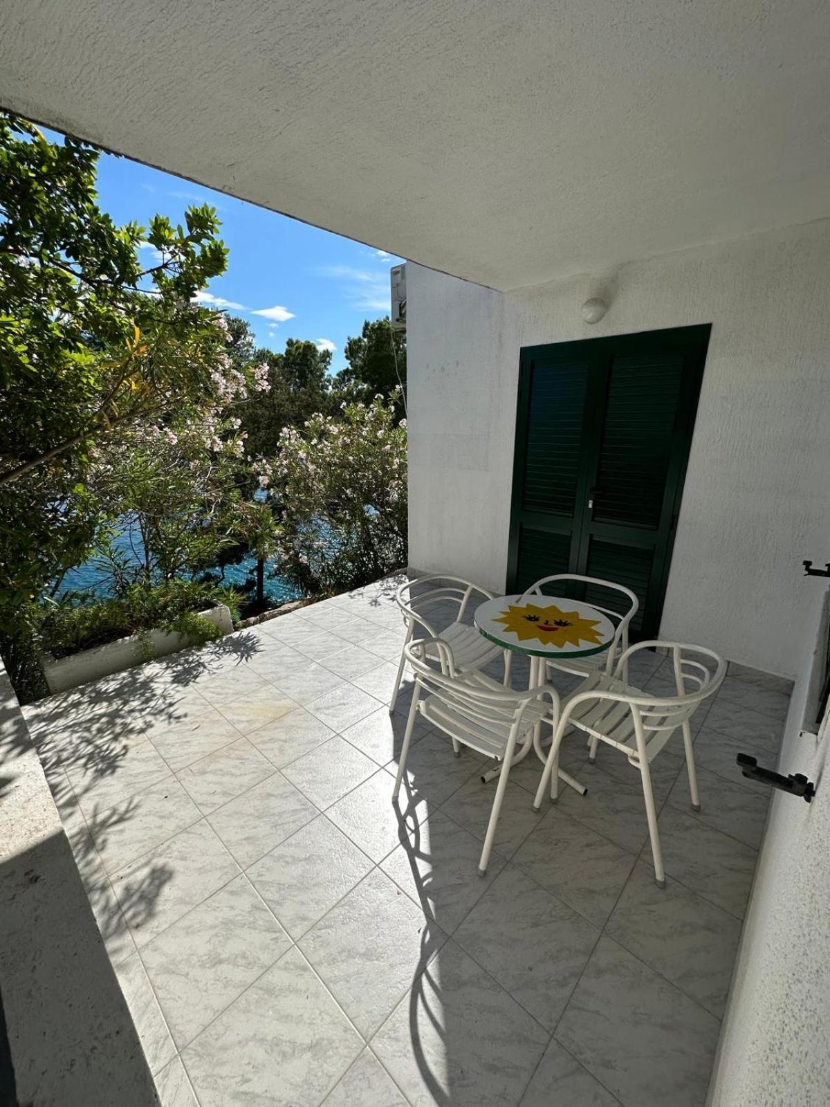 Povlja Bungalows Bagian luar foto
